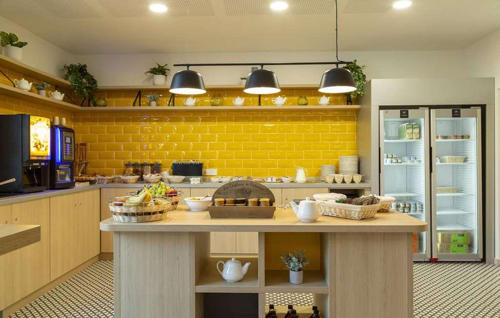 Appart Hotel Odalys City Le Havre Centre Restaurant photo